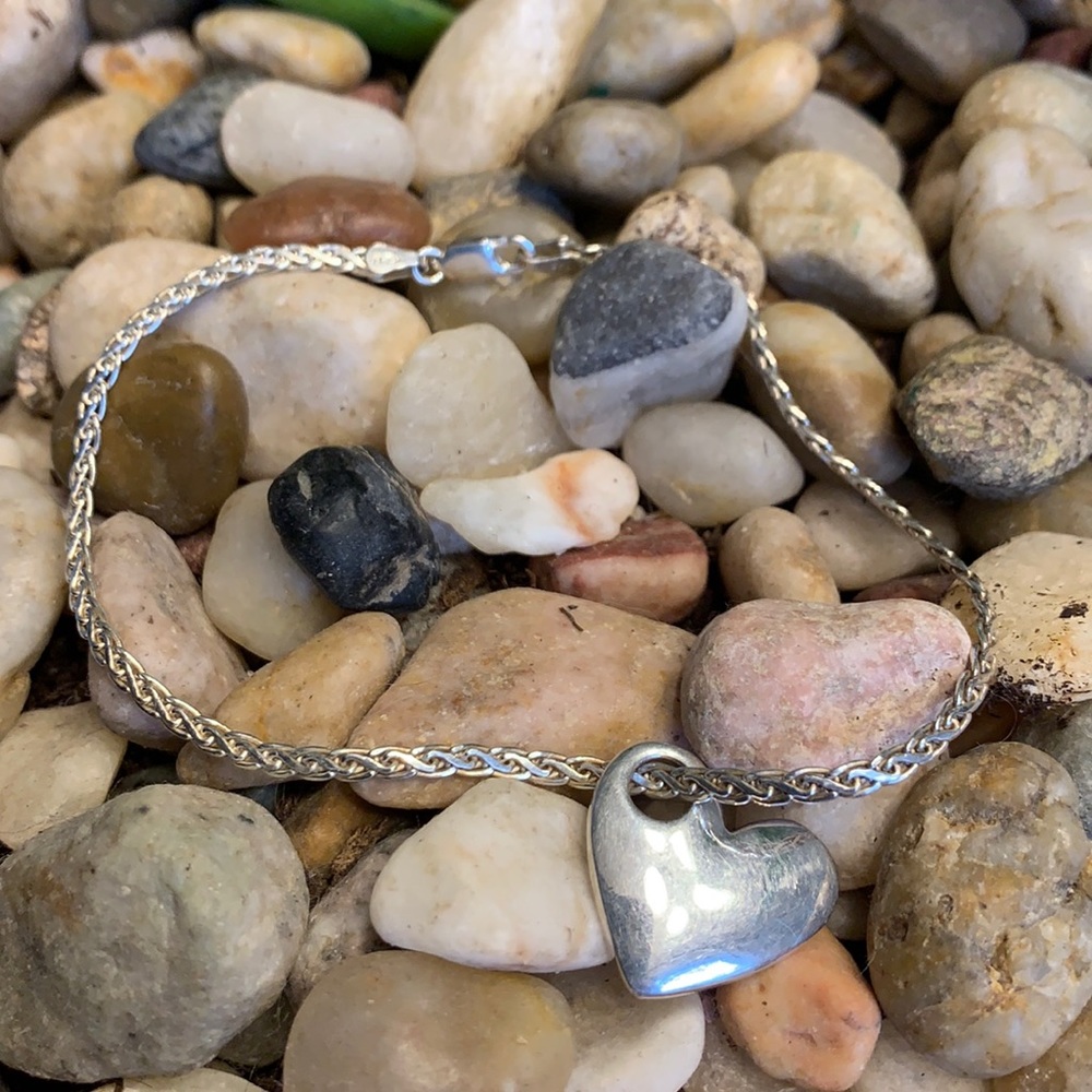 Sterling silver heart charm bracelet